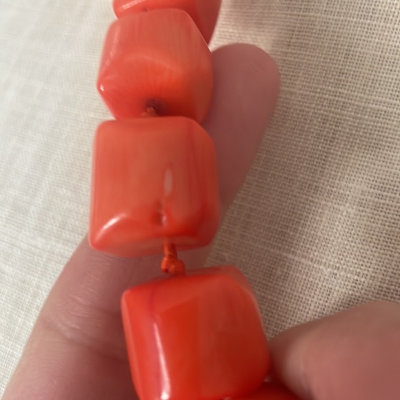 Nest 22k gold plated red coral necklace - Picture 3 of 4